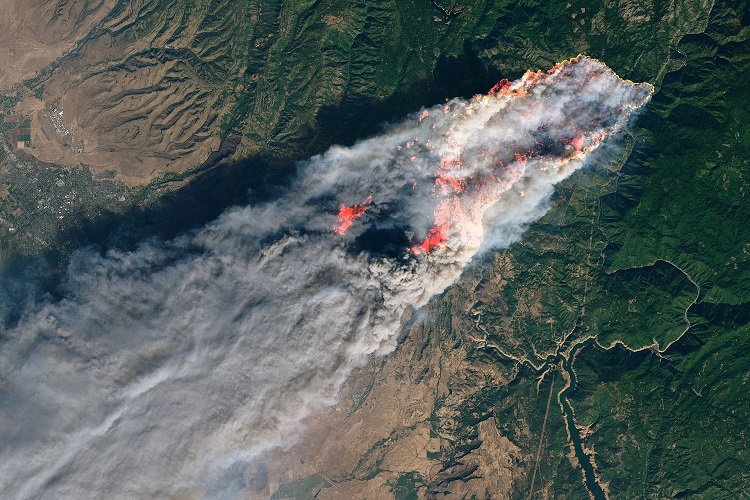 Two Camp Fire ignitions involved PG&E equipment, state probe says