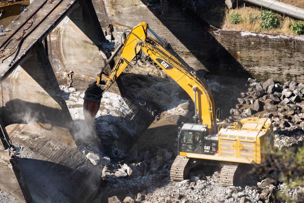 Removal completed on Copco No. 2 dam in western U.S.