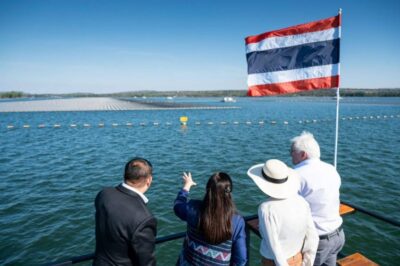 German President visits floating solar installation at Sirindhorn Dam